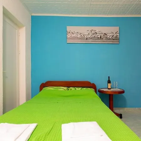 Studio Apartmani Rafailovici Exterior photo