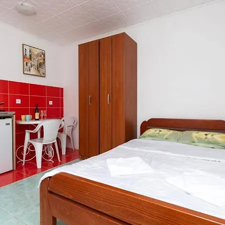 Studio Apartmani Rafailovici Exterior photo